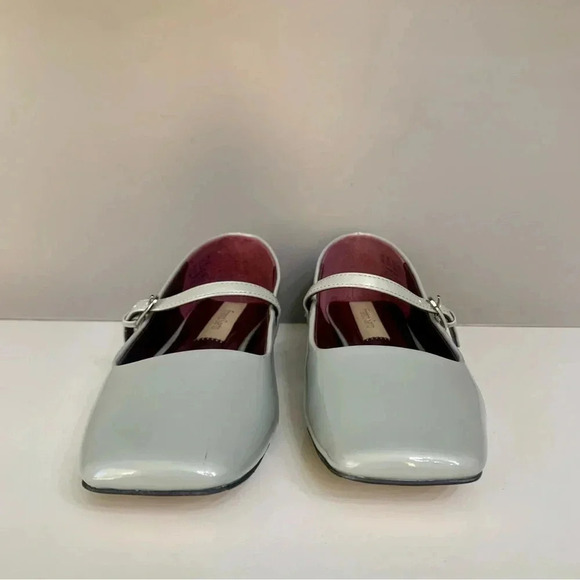 Franco Sarto Tinsley Mary Jane Faux Patent Flat in Grey/Gray- 8 - Picture 7 of 10